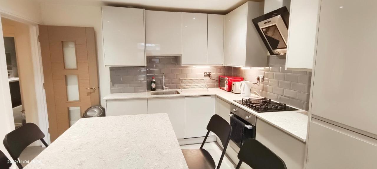 First Floor Flat 1 Northwood Apartment London Luaran gambar