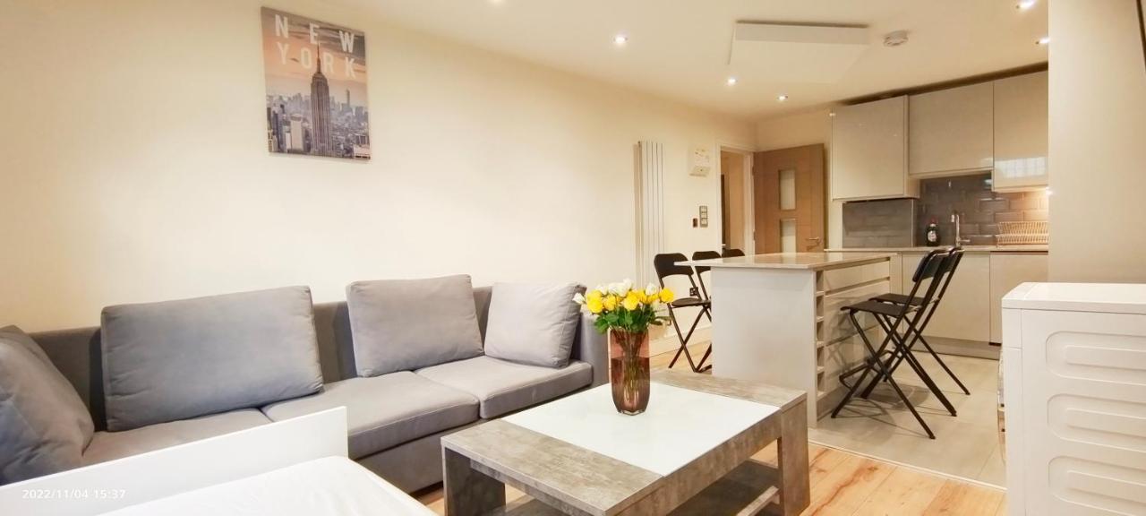 First Floor Flat 1 Northwood Apartment London Luaran gambar
